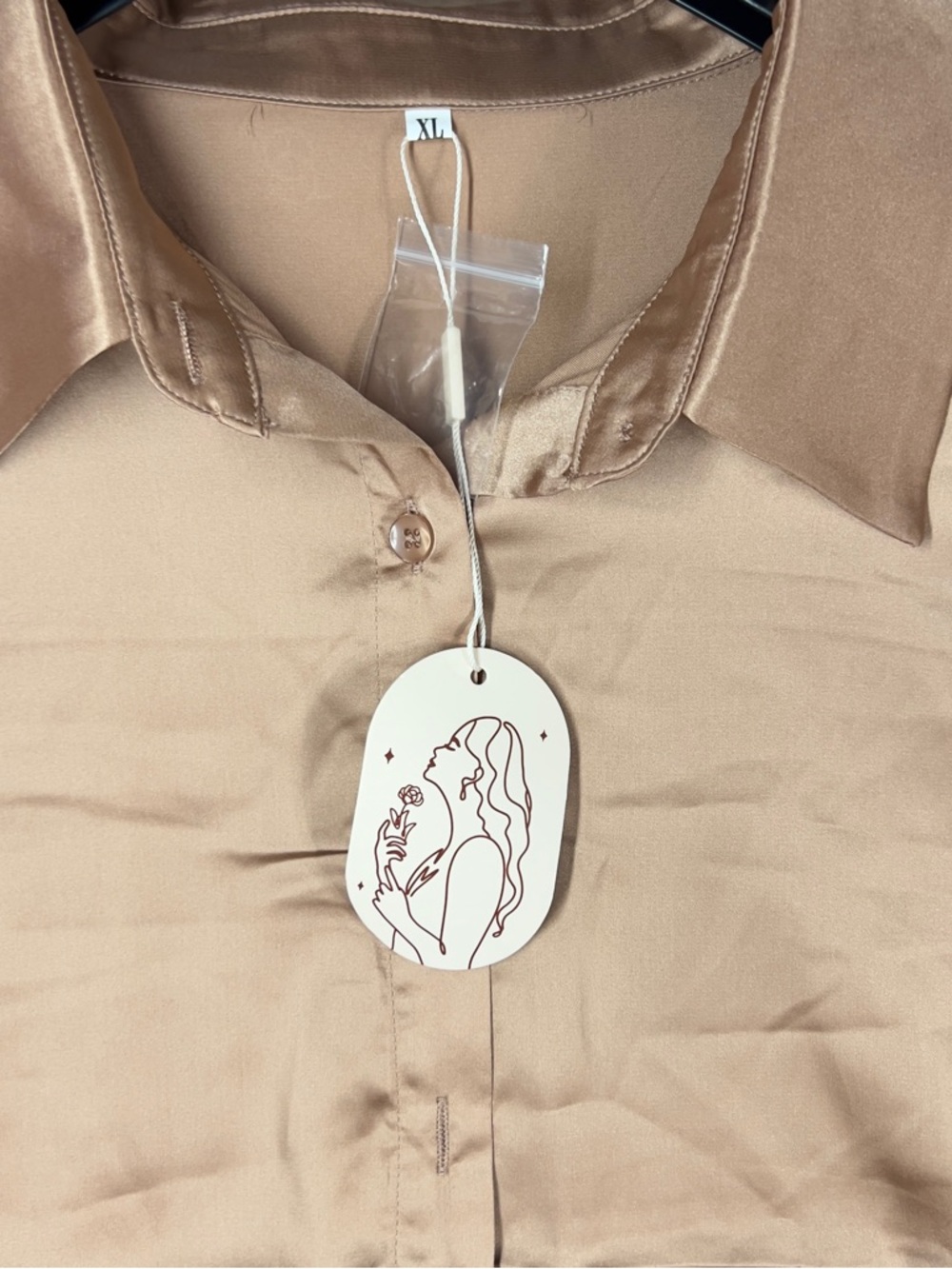 Women’s Satin Tan Button-Down Shirt - XL Unbranded - Picture 3 of 7